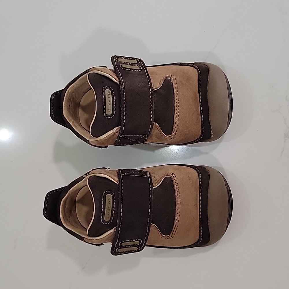 Stride Rite Baby Shoes size 4 1/2 Extra Wide